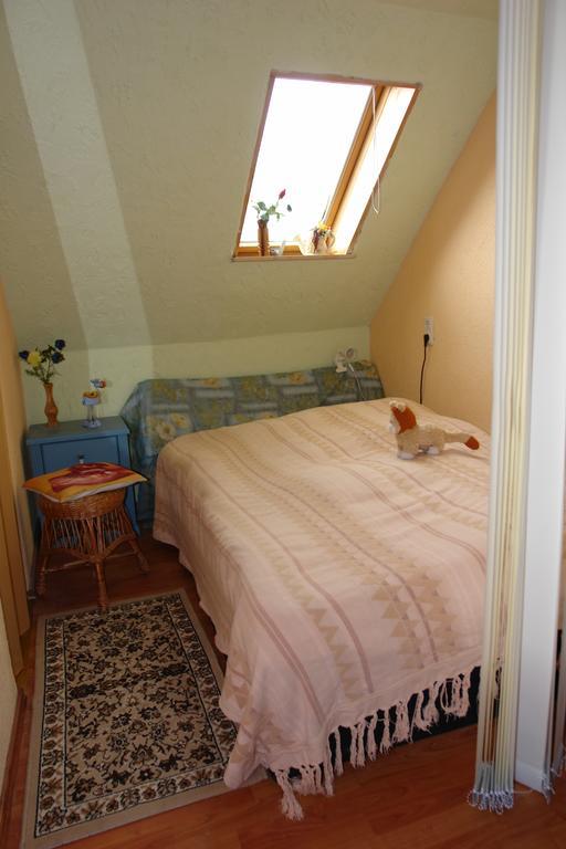 Ferienwohnung Bimmelbahn-Blick Neudorf  Habitación foto