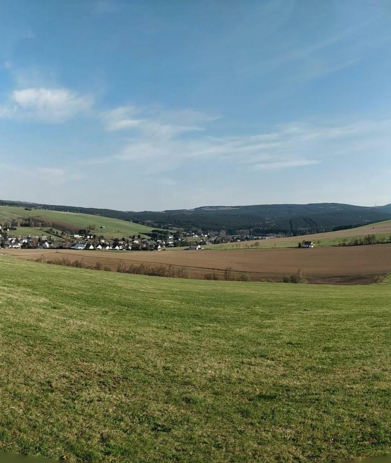 Ferienwohnung Bimmelbahn-Blick Neudorf  Exterior foto
