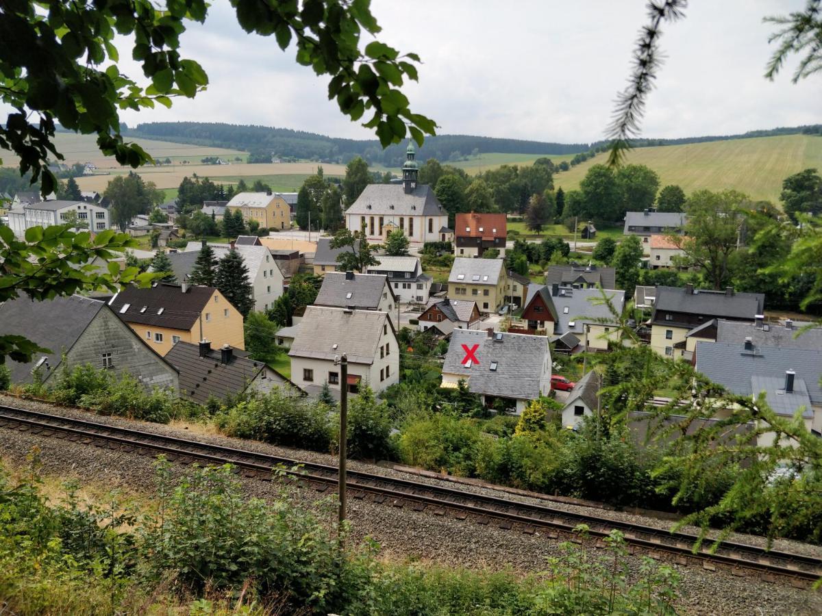 Ferienwohnung Bimmelbahn-Blick Neudorf  Exterior foto